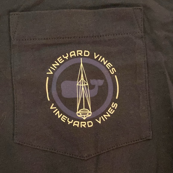 NWT mens Vineyard Vines shirt - Picture 3 of 4